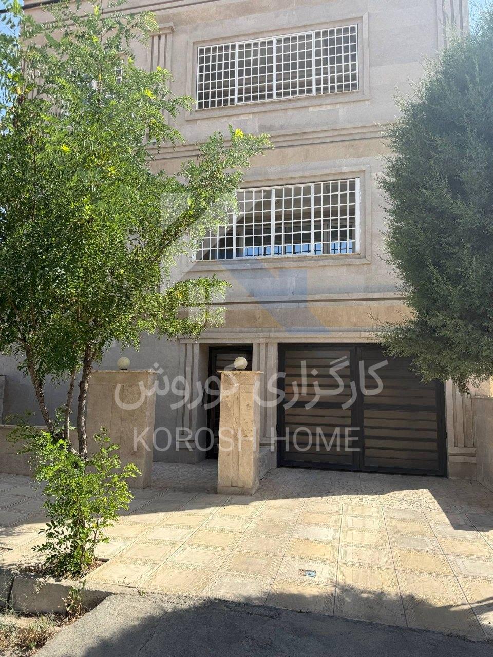 فاز ۱ / ویلایی نوساز نمارومی / سند تکبرگ