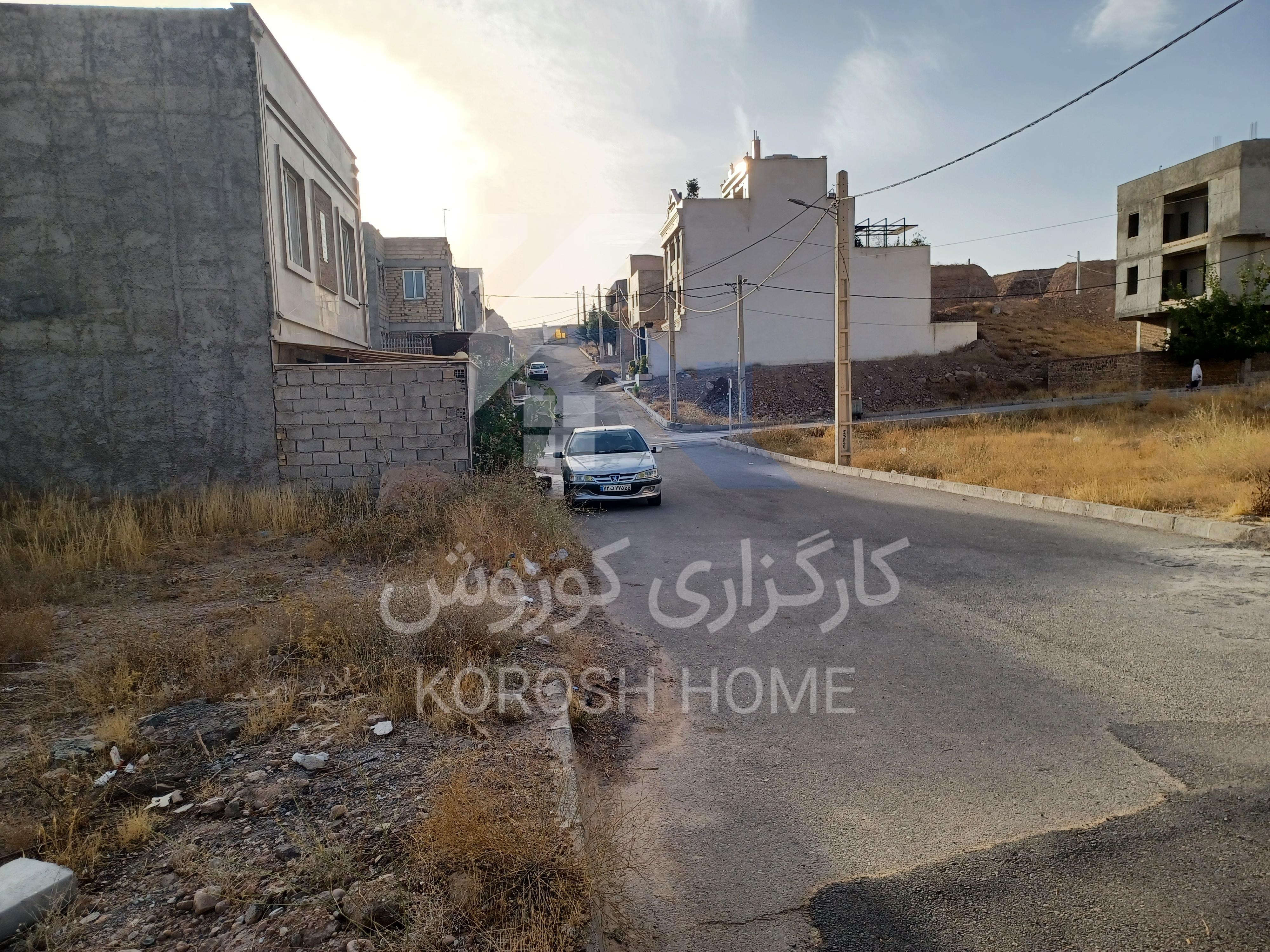 فروش زمین ۲۷۰متری دوکله و ۳بر/ روبروی تجاری مهرگان