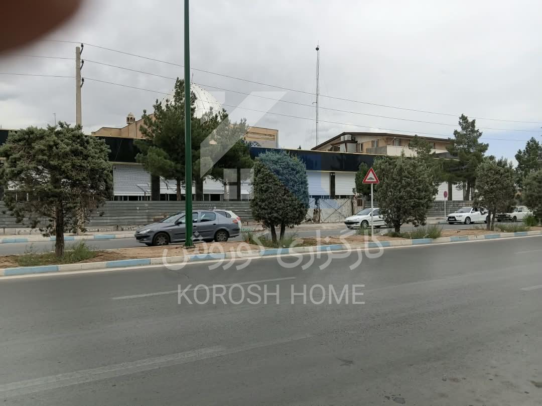 فروش زمین ۲۷۰متری دوکله و ۳بر/ روبروی تجاری مهرگان