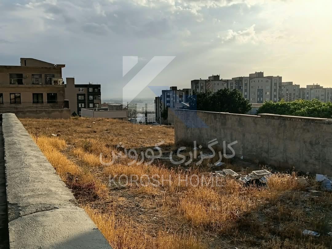 فروش زمین ویلایی باز یک/ ۳۵۱ متر ۳بر مجاور پارک