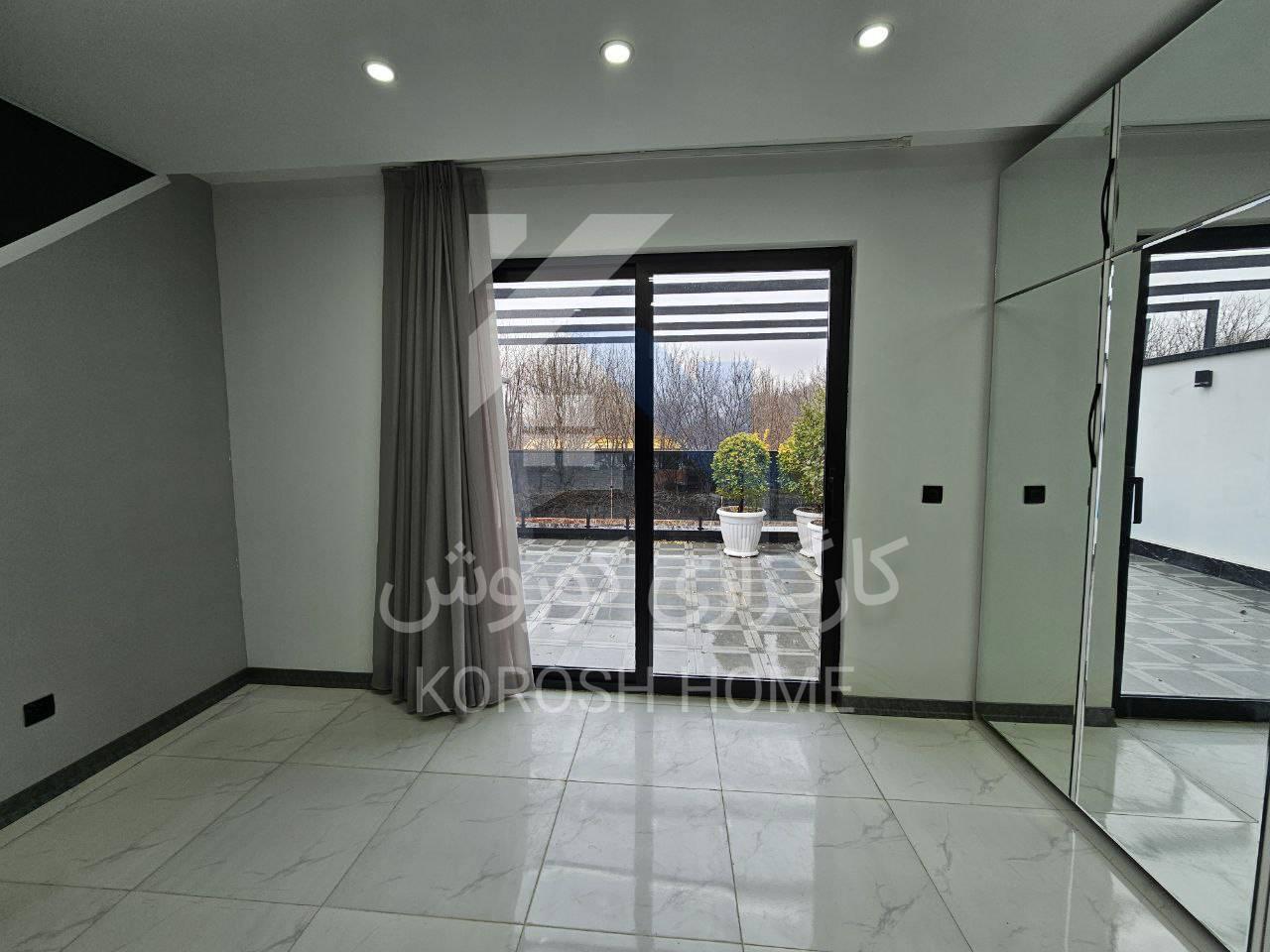 فروش ویلا دوبلکس استخردار شیک