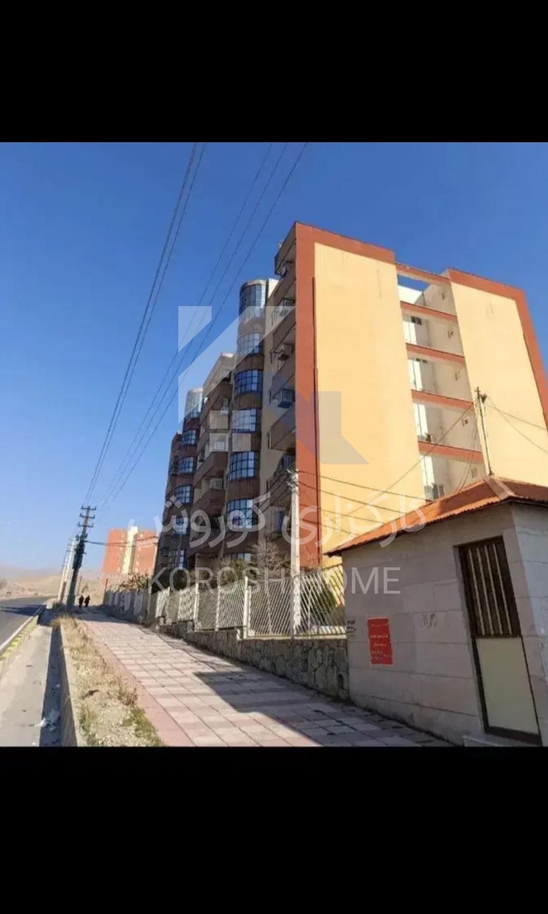 فروش آپارتمان کلیدنخورده فاز۷ پارکینگ مسقف انباری آسانسور